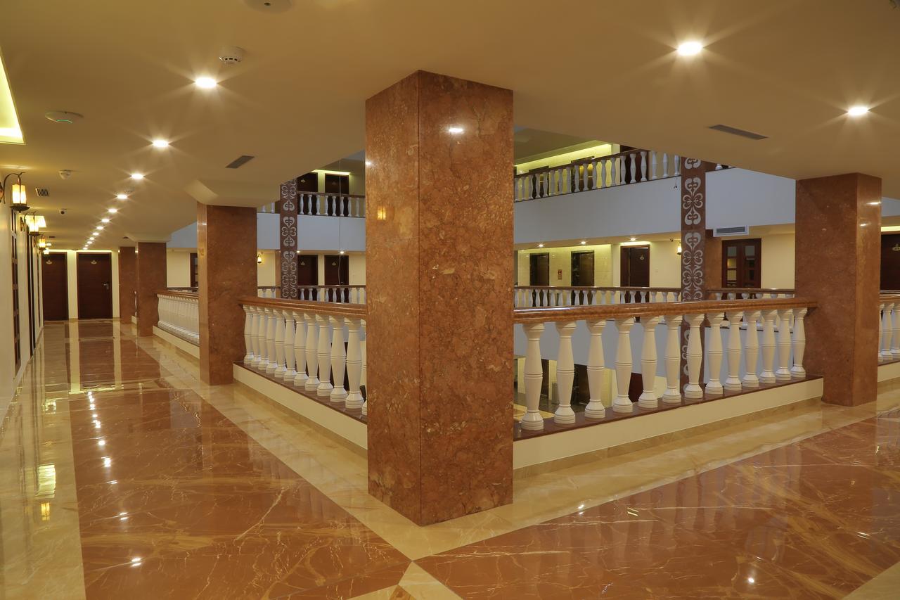 Hotel Roma Kristo Dwarka  Exterior photo