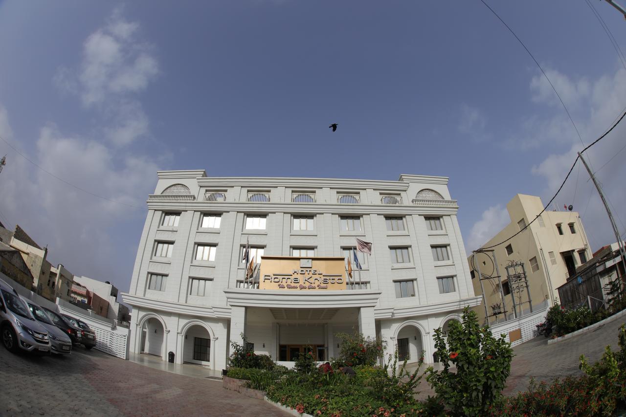 Hotel Roma Kristo Dwarka  Exterior photo